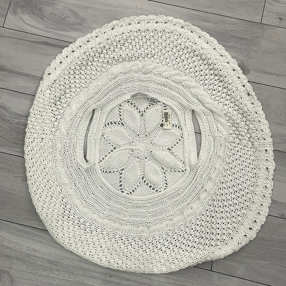 Knitted Drape Vest - Picture 2 of 6